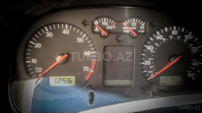Volkswagen Jetta 2000, 227,700 km - 2.0 l - Bakı