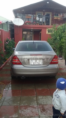 Mercedes C 230 2005, 215,430 km - 2.5 l - Bakı