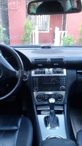 Mercedes C 230 2005, 215,430 km - 2.5 l - Bakı