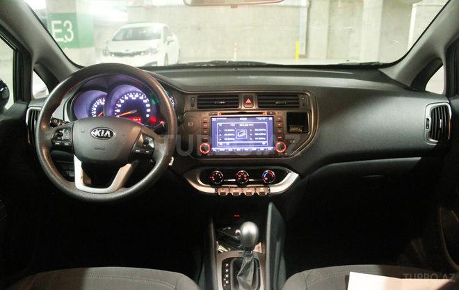 Kia Rio 2013, 90,000 km - 1.4 l - Bakı