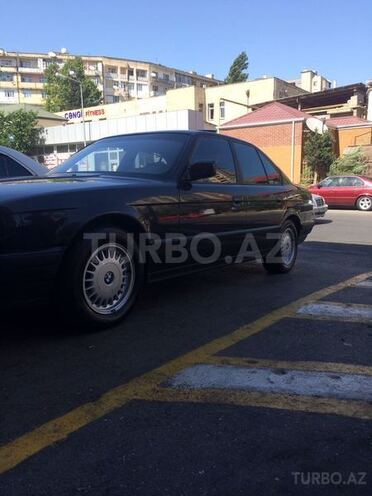 BMW 520 1990, 225,000 km - 2.0 l - Bakı
