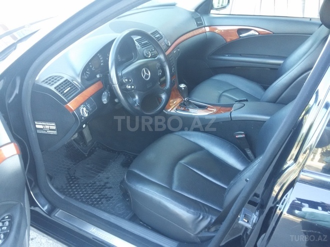 Mercedes E 220 2008, 300,000 km - 2.2 l - Bakı