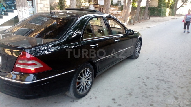 Mercedes C 240 2003, 301,000 km - 2.6 l - Sumqayıt