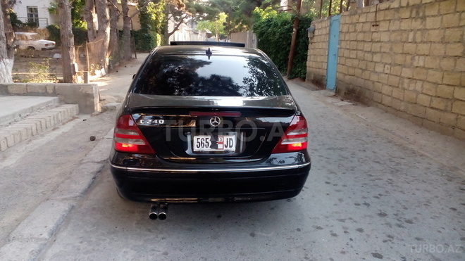 Mercedes C 240 2003, 301,000 km - 2.6 l - Sumqayıt