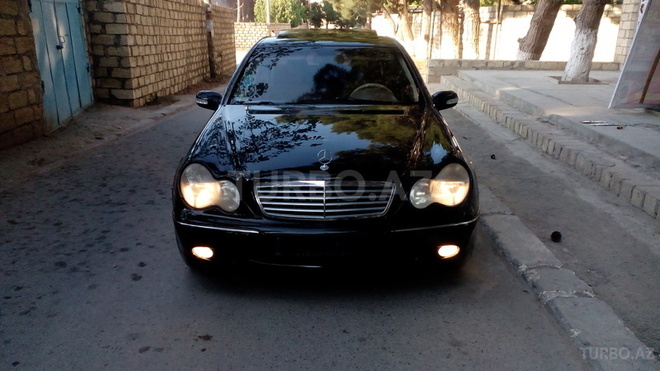 Mercedes C 240 2003, 301,000 km - 2.6 l - Sumqayıt