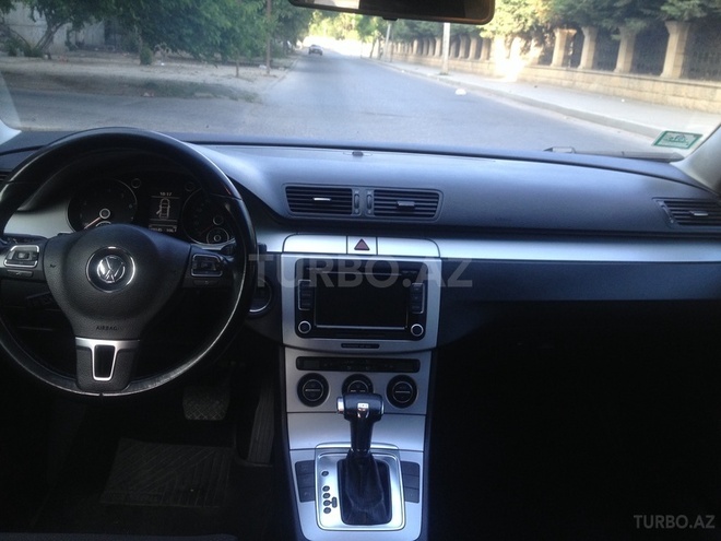 Volkswagen Passat 2009, 109,000 km - 1.8 l - Bakı