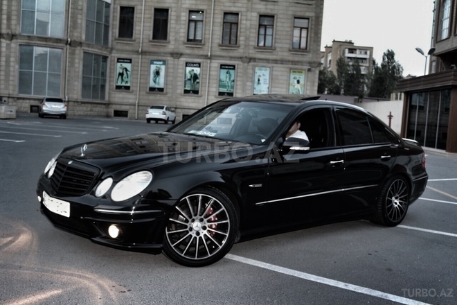 Mercedes E 250 2009, 167,000 km - 2.5 l - Bakı