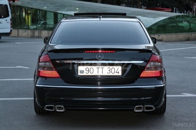 Mercedes E 250 2009, 167,000 km - 2.5 l - Bakı