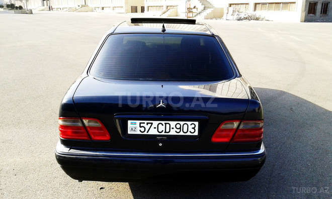 Mercedes E 230 1997, 255,000 km - 2.3 л - Gəncə