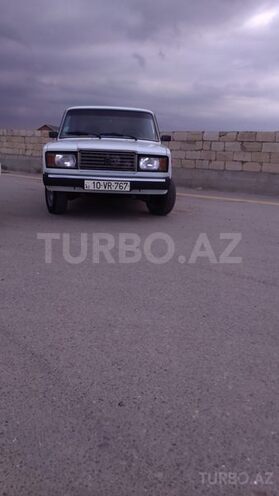 LADA (VAZ) 2107 2007, 122,500 km - 1.6 л - Salyan