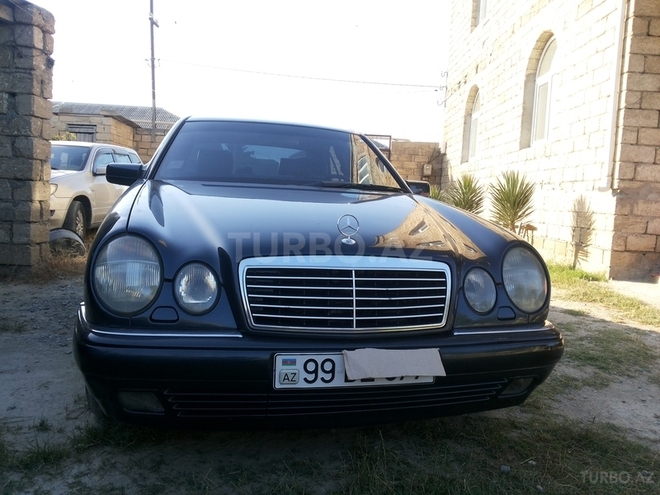 Mercedes E 280 1997, 330,000 km - 2.8 l - Bakı