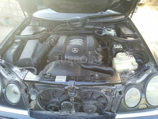Mercedes E 280 1997, 330,000 km - 2.8 l - Bakı