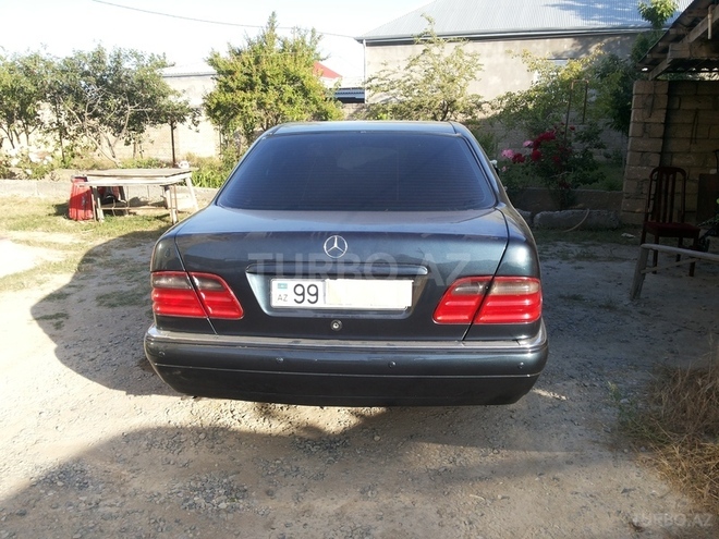 Mercedes E 280 1997, 330,000 km - 2.8 l - Bakı