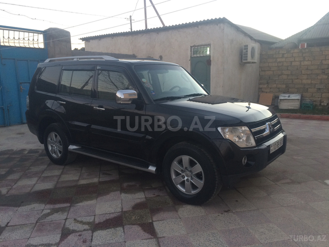 Mitsubishi Pajero 2007, 142,000 km - 3.0 l - Bakı