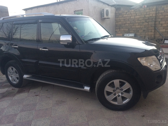 Mitsubishi Pajero 2007, 142,000 km - 3.0 l - Bakı
