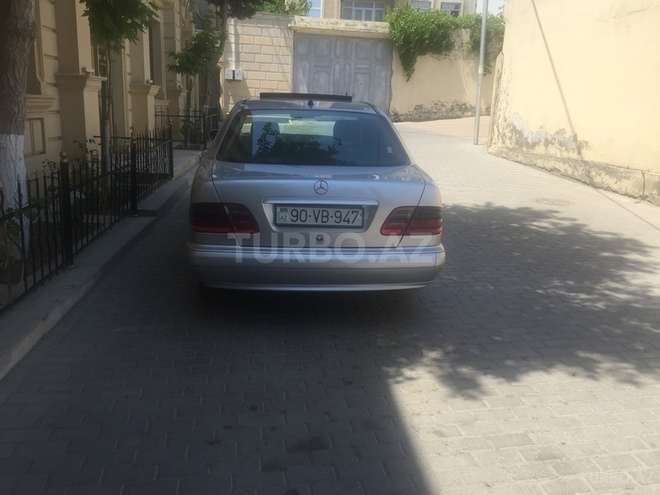 Mercedes E 230 1996, 230,000 km - 2.3 l - Bakı