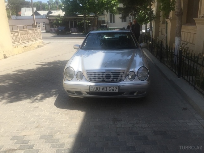 Mercedes E 230 1996, 230,000 km - 2.3 l - Bakı