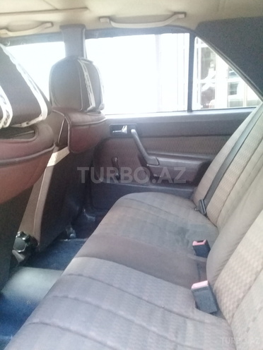 Mercedes 190 1992, 285,009 km - 2.0 л - Bakı