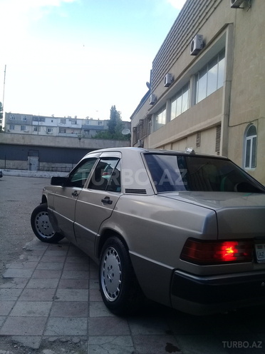 Mercedes 190 1992, 285,009 km - 2.0 л - Bakı