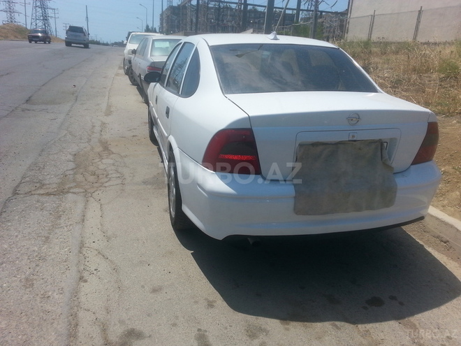 Opel Vectra 1999, 310,000 km - 1.8 l - Bakı