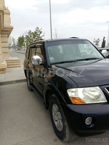 Mitsubishi Pajero 2005, 350,000 km - 3.0 л - Bakı