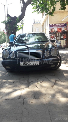 Mercedes E 220 1996, 306,315 km - 2.2 l - Bakı