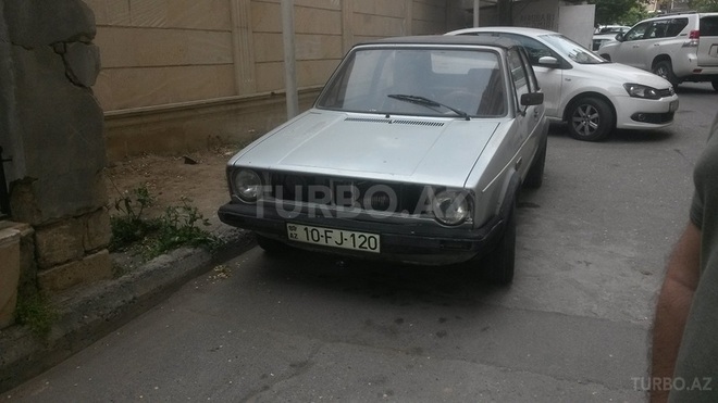 Volkswagen Golf 1989, 220,000 km - 1.8 l - Bakı