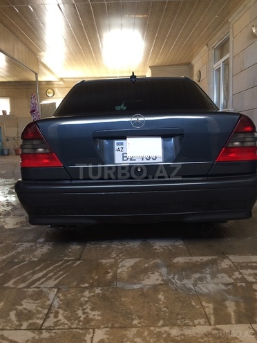 Mercedes C 230 1999, 240,135 km - 2.3 l - Bakı