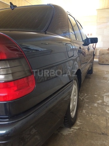 Mercedes C 230 1999, 240,135 km - 2.3 l - Bakı