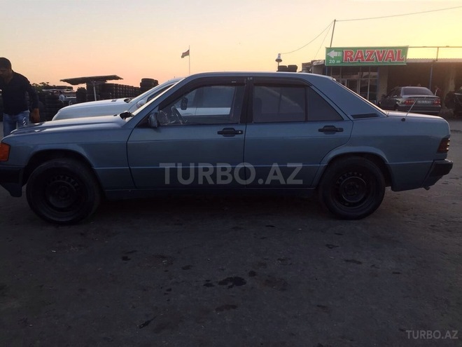 Mercedes 190 1989, 350,000 km - 1.8 l - Bakı