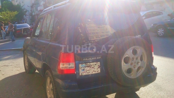 Mitsubishi Pajero io 1999, 241,682 km - 1.8 l - Bakı