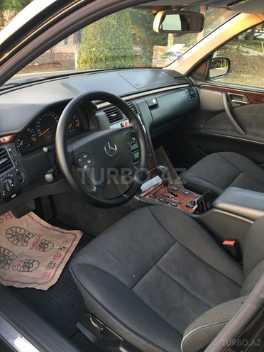 Mercedes E 200 2000, 232,000 km - 2.0 л - Gəncə
