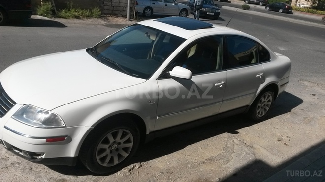 Volkswagen Passat 2001, 240,000 km - 2.0 л - Bakı