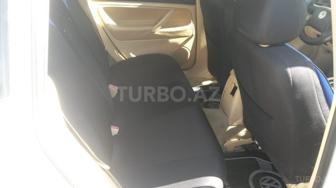 Volkswagen Passat 2001, 240,000 km - 2.0 л - Bakı