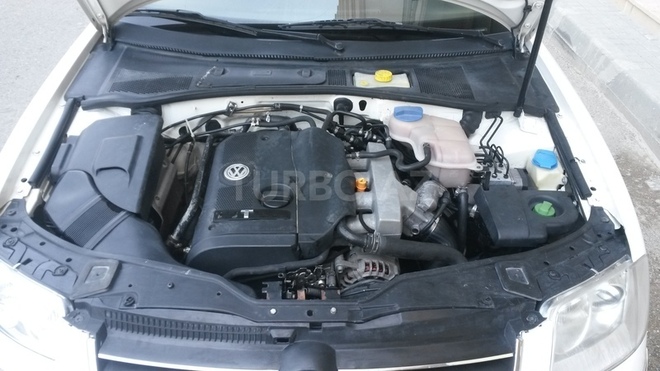 Volkswagen Passat 2001, 240,000 km - 2.0 л - Bakı