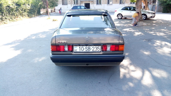Mercedes 190 1990, 420,202 km - 1.8 l - Bakı