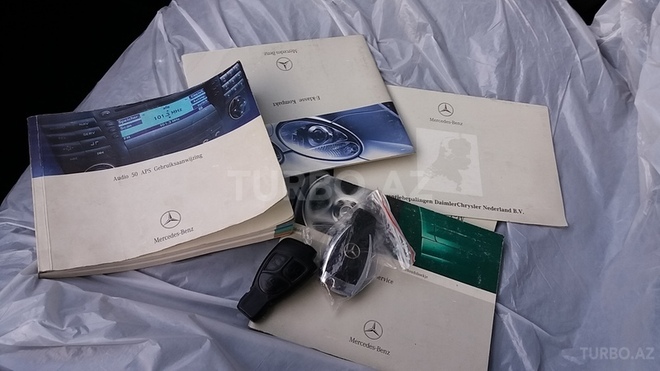 Mercedes E 220 2002, 265,431 km - 2.2 l - Bakı