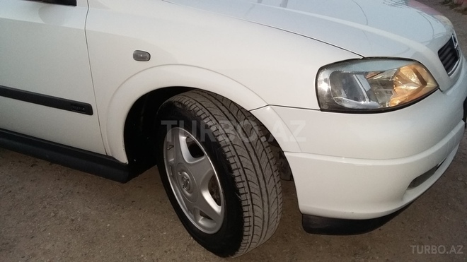 Opel Astra 1998, 230,000 km - 1.8 л - Bakı