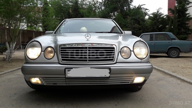 Mercedes E 230 1998, 188,000 km - 2.3 л - Xırdalan