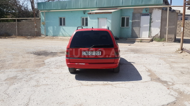 Opel Astra 1996, 237,000 km - 1.6 l - Bakı
