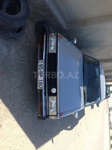 Nissan  1987, 980,000 km - 2.0 l - Bakı