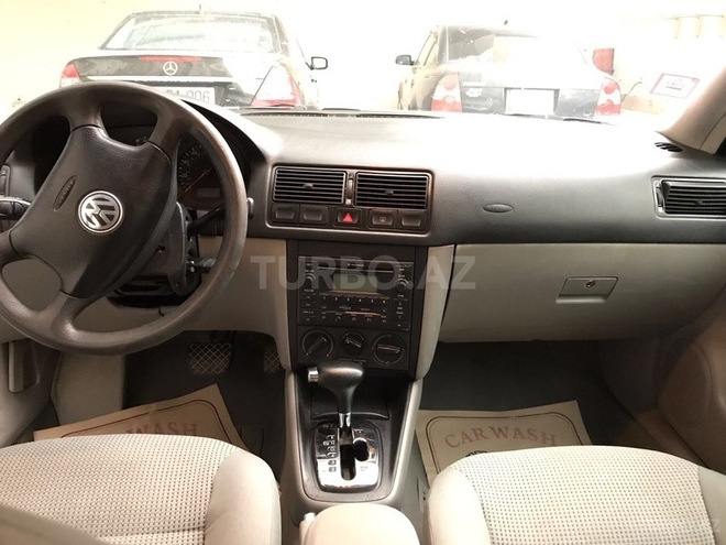 Volkswagen Golf 2006, 200,000 km - 1.9 l - Bakı