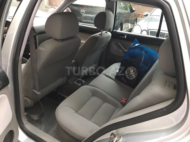 Volkswagen Golf 2006, 200,000 km - 1.9 l - Bakı