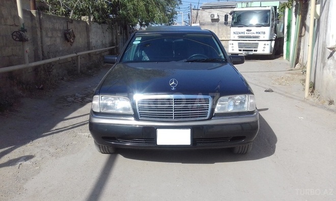 Mercedes C 220 1995, 213,201 km - 2.2 l - Bakı