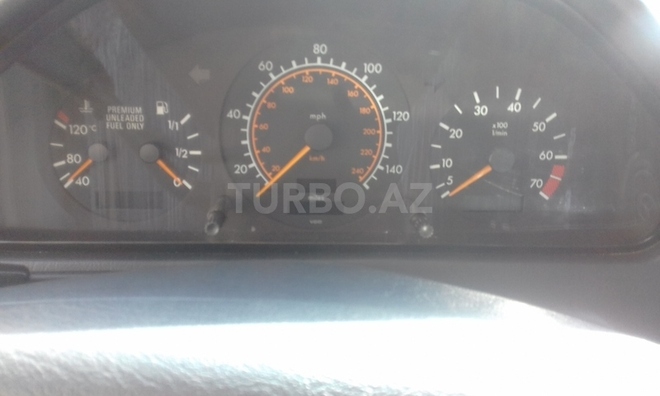 Mercedes C 220 1995, 213,201 km - 2.2 l - Bakı