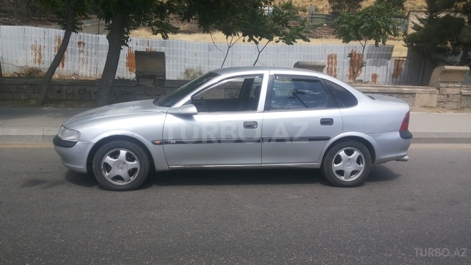 Opel Vectra 1997, 350,000 km - 1.8 l - Bakı
