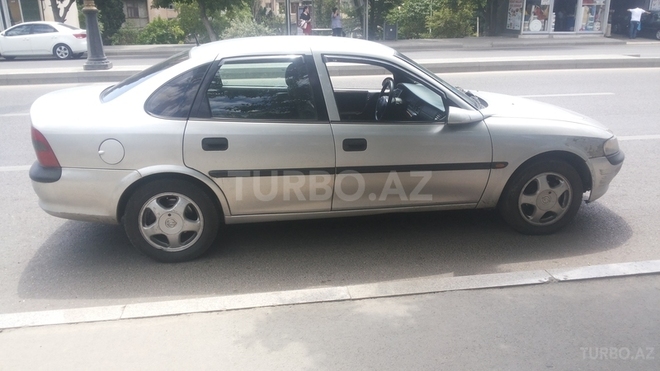 Opel Vectra 1997, 350,000 km - 1.8 l - Bakı