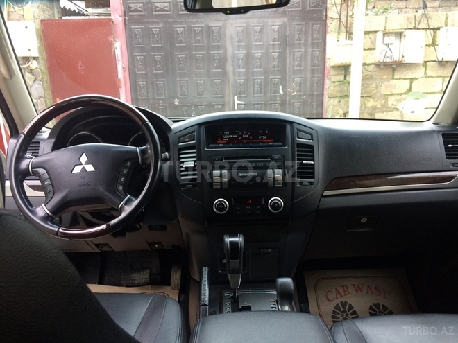 Mitsubishi Pajero 2013, 109,000 km - 3.8 l - Bakı