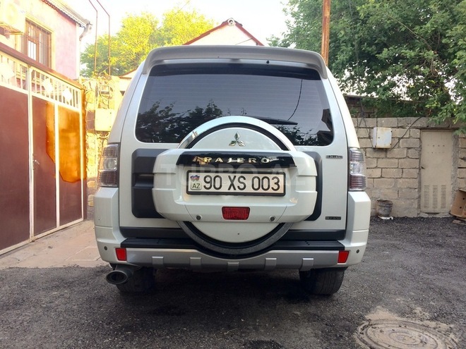 Mitsubishi Pajero 2013, 109,000 km - 3.8 l - Bakı