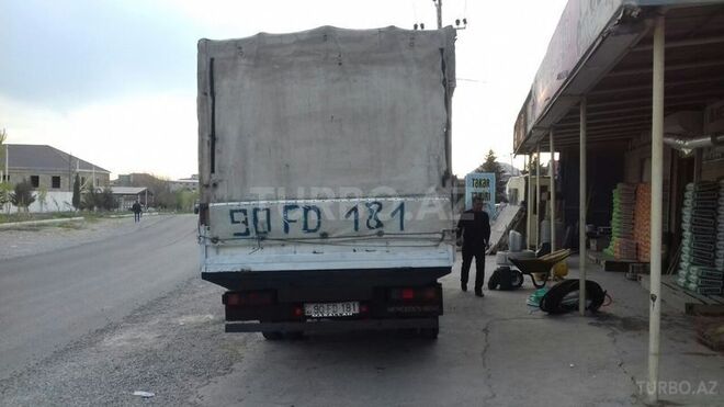 Mercedes 711 D 1992, 350,547 km - 4.2 л - Bakı